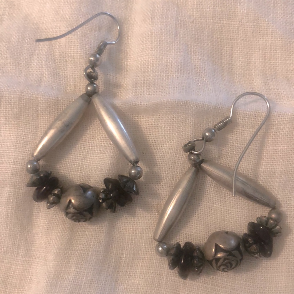 Vintage 2” Silver & Garnet Dangle Earrings Bench Tube & Roses Beads Pierced